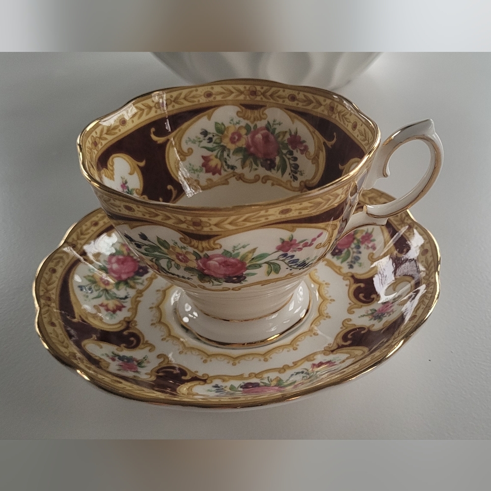 Royal Albert Lady Hamilton Tea Cup And Saucer Bone China From England